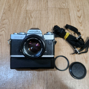미놀타 XD 5 바디및 50mm F1.4 + AUTO WINDER D셋트 판매합니다