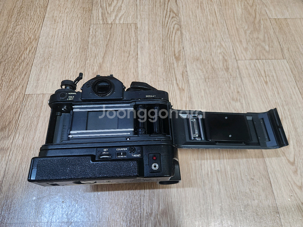 캐논 뉴 F-1바디및 55mm F1.2 렌즈 + 모터드라이버 셋트 판매합니다--7