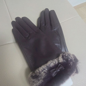 여성용 겨울 가죽장갑 엘르