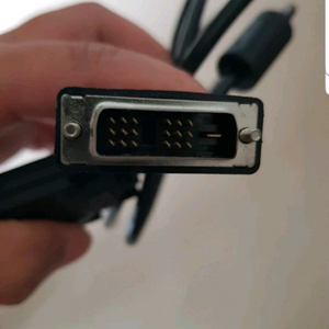 DVI-HDMI 변환 케이블