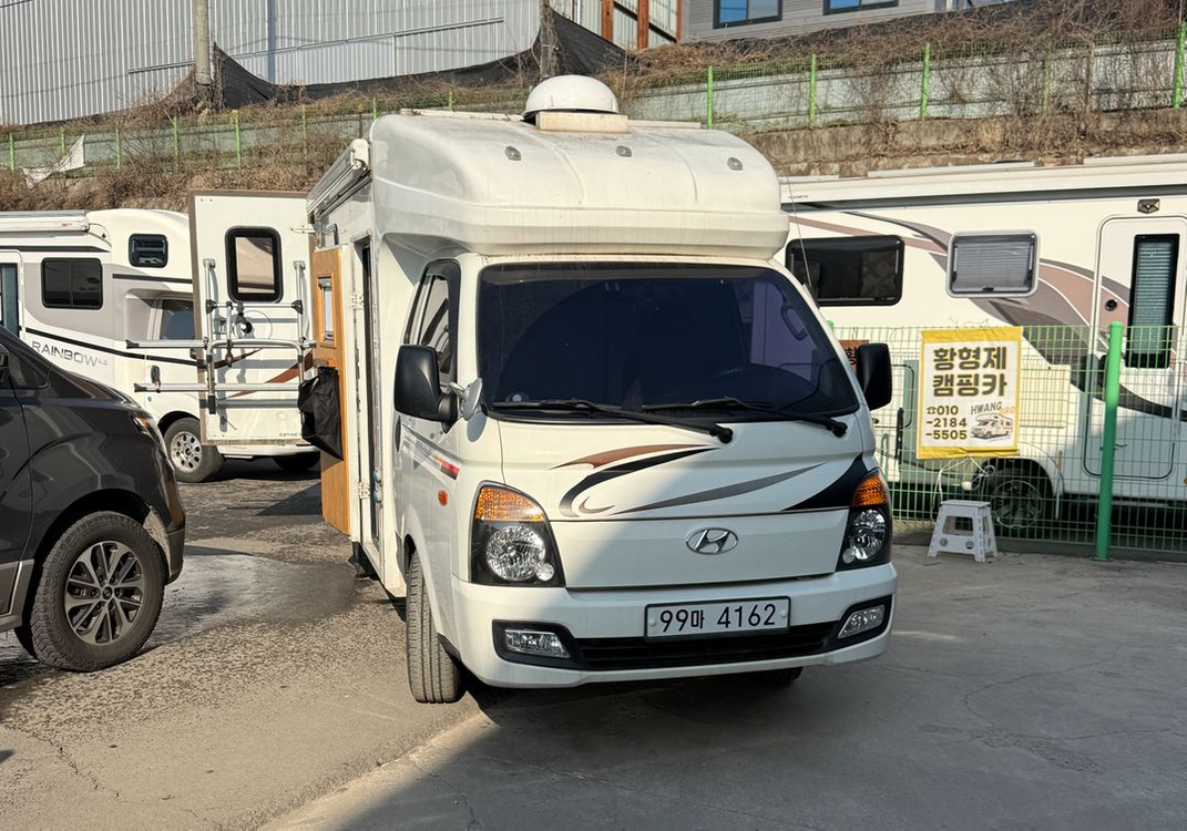 포터2 시티밴 워크스루밴 캠핑카 중고--1