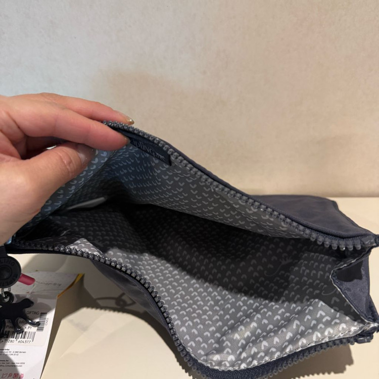 키플링 파우치 (미사용 새상품)--2