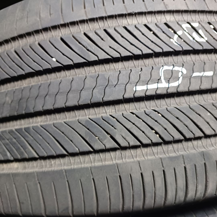 255 45 19 중고타이어 2개 팔아요.--1