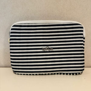 키플링 스트라이프 파우치 미사용 새상품