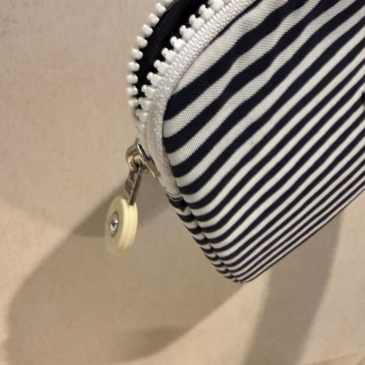 키플링 스트라이프 파우치 미사용 새상품--2