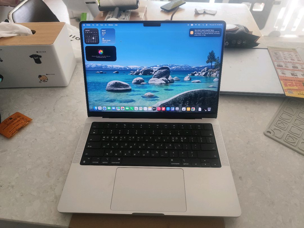 맥북 프로 14 M3 8GB 512GB 이미지