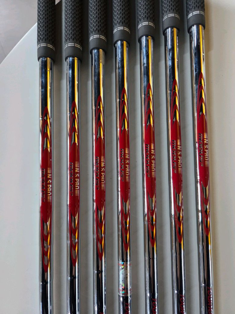 테일러메이드 p790 4세대 모듀스105s 이미지