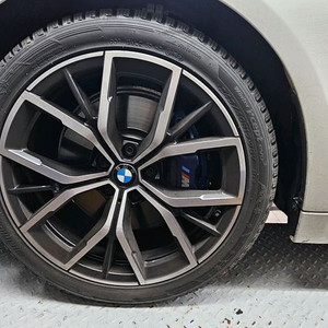 BMW 530i G30 2023 순정휠 윈터타이어 세트 판매 이미지