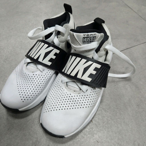 나이키팀허슬 D 8흰색농구화운동화 230