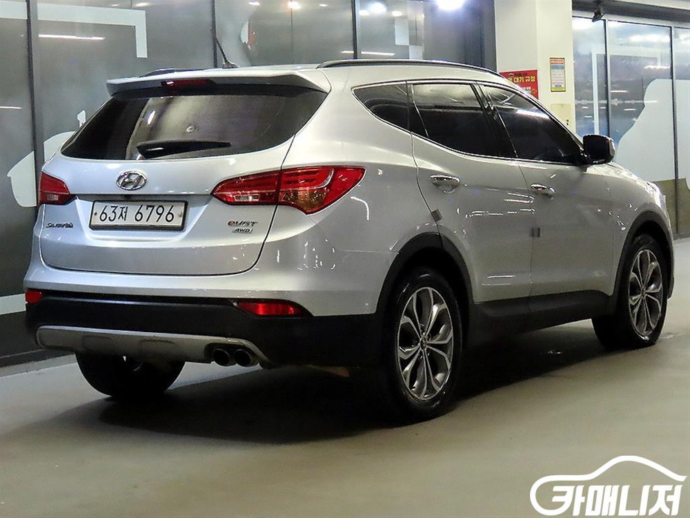 [현대]싼타페 DM 디젤 4WD 2.2 프리미엄 (7인승) #2026년특가 이미지