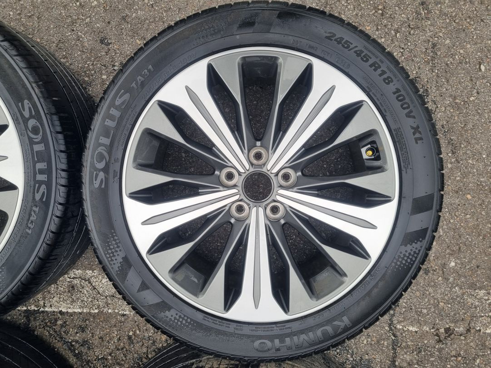 K8 18인치 2454518 휠타이어 팝니다--2