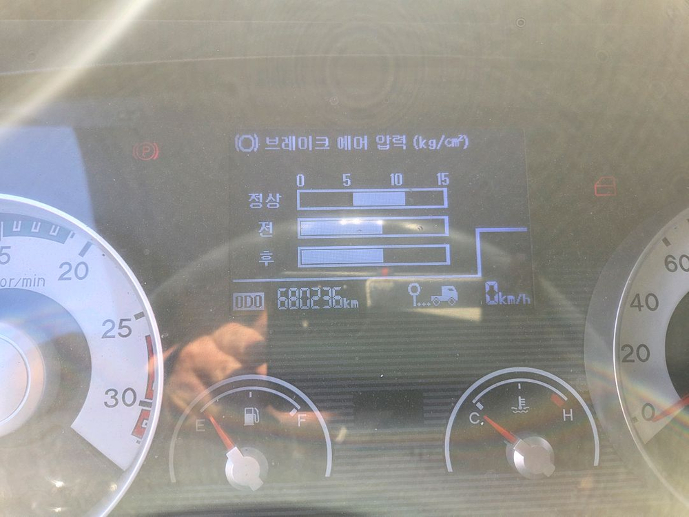 메가트럭 5톤 새익스탑차 단발이 6.25터 270마력--6