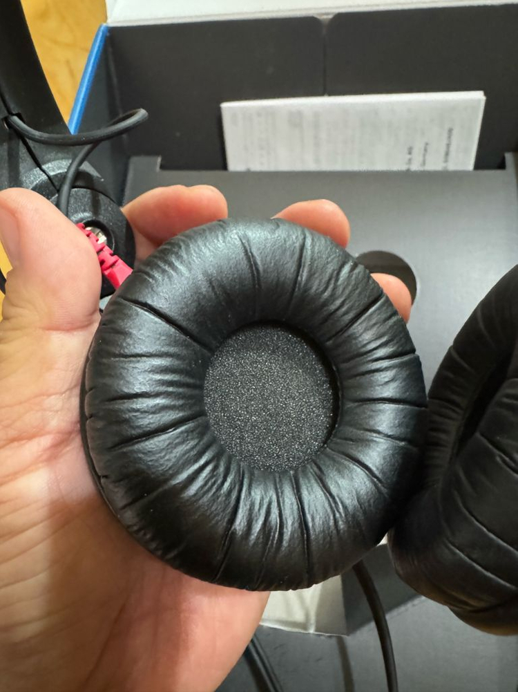 젠하이저 HD25 모니터링 헤드폰--3