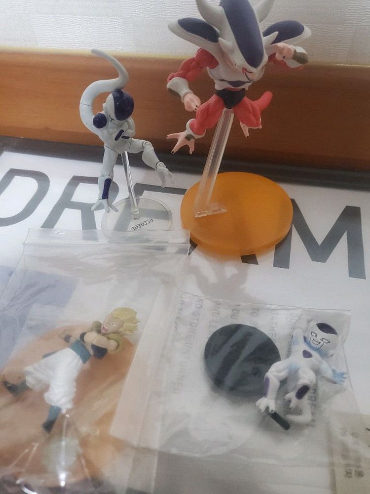 드래곤볼Z 프리더 포징 피규어2종 + 프리더1종 + 오천크스 포징 피규어1종 일괄--5