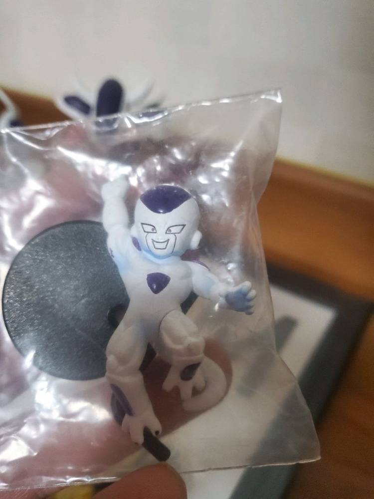 드래곤볼Z 프리더 포징 피규어2종 + 프리더1종 + 오천크스 포징 피규어1종 일괄--7