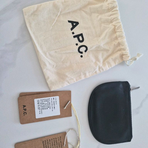 아페쎄 데미룬 블랙 가죽 카드 지갑