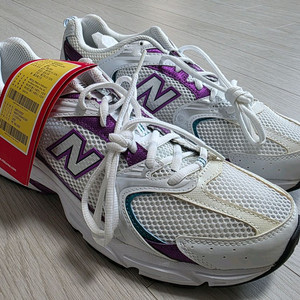 새 상품 뉴발란스 530 (흰 , 보) 판매. [280]