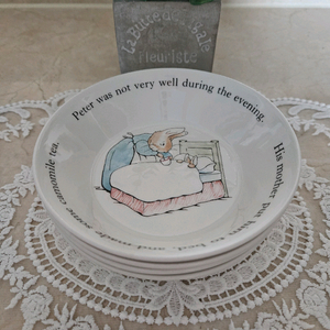 영국 웨지우드 피터래빗 스몰 볼 판매해요