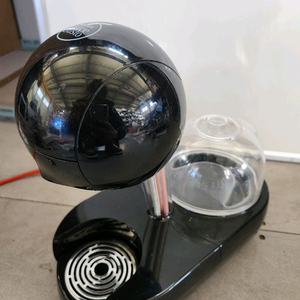 돌체구스토 커피머신 이미지