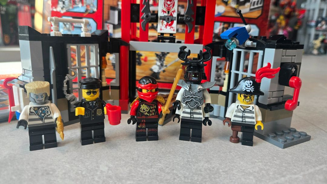 레고70591 닌자고 크립타리움 감옥 탈출--1