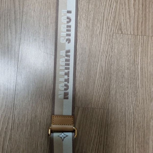 루이비통 자가드 스트랩