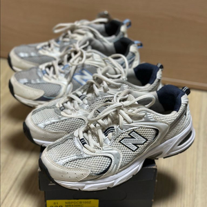 뉴발란스530 230사이즈