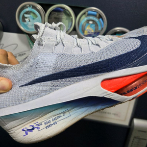 나이키 알파플라이3 카본화 270mm