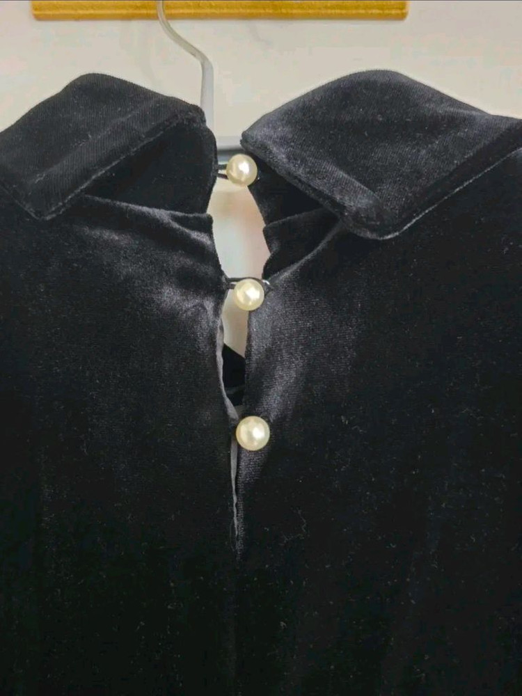 블랙 벨벳 진주 원피스 이미지