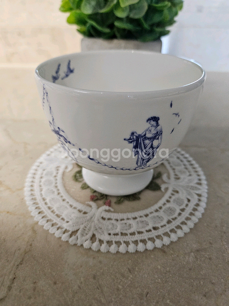 (새상품)영국 웨지우드 하모니 티컵 판매해요--1