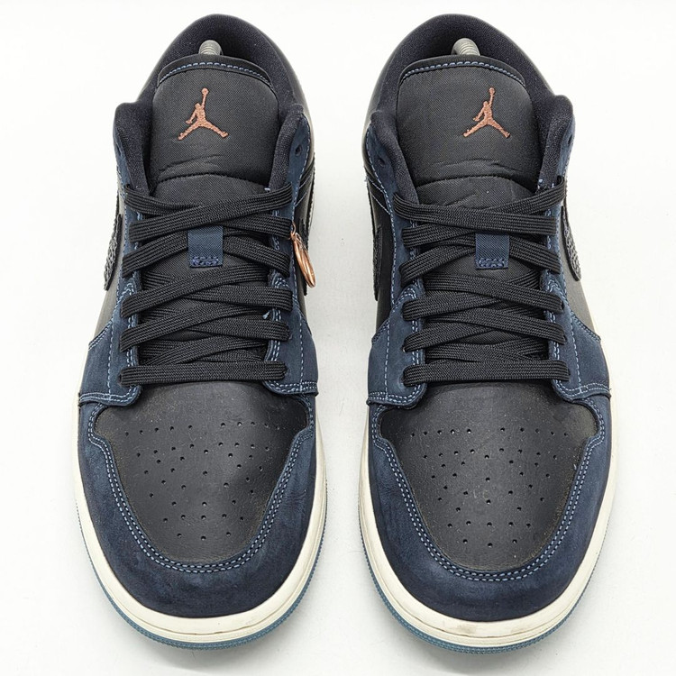 나이키 에어 조던1 로우 SE 블랙 다크 옵시디언 (290) 이미지