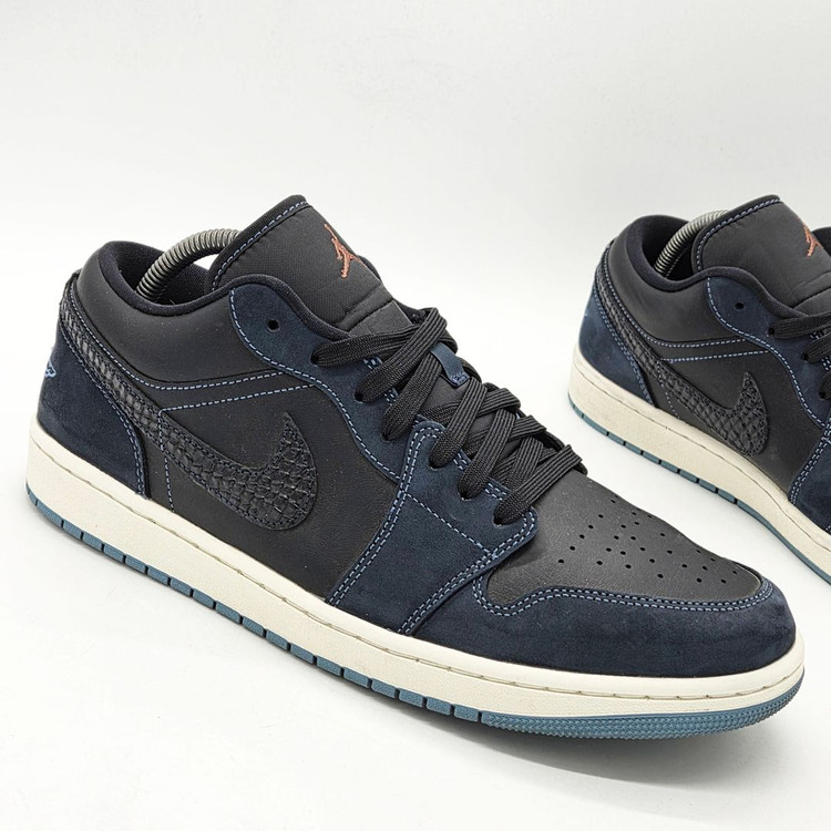 나이키 에어 조던1 로우 SE 블랙 다크 옵시디언 (290) 이미지