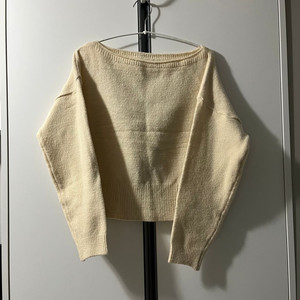 보트넥 니트 아이보리