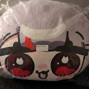 스텔라이브 마시로 얼빡 쿠션