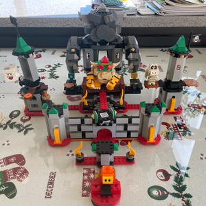 레고 정품 71369 쿠파의성 보스전 마리오 시리즈 팝니다