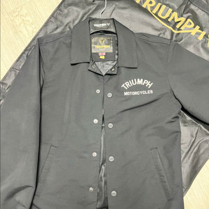 트라이엄프 코치자켓 이미지