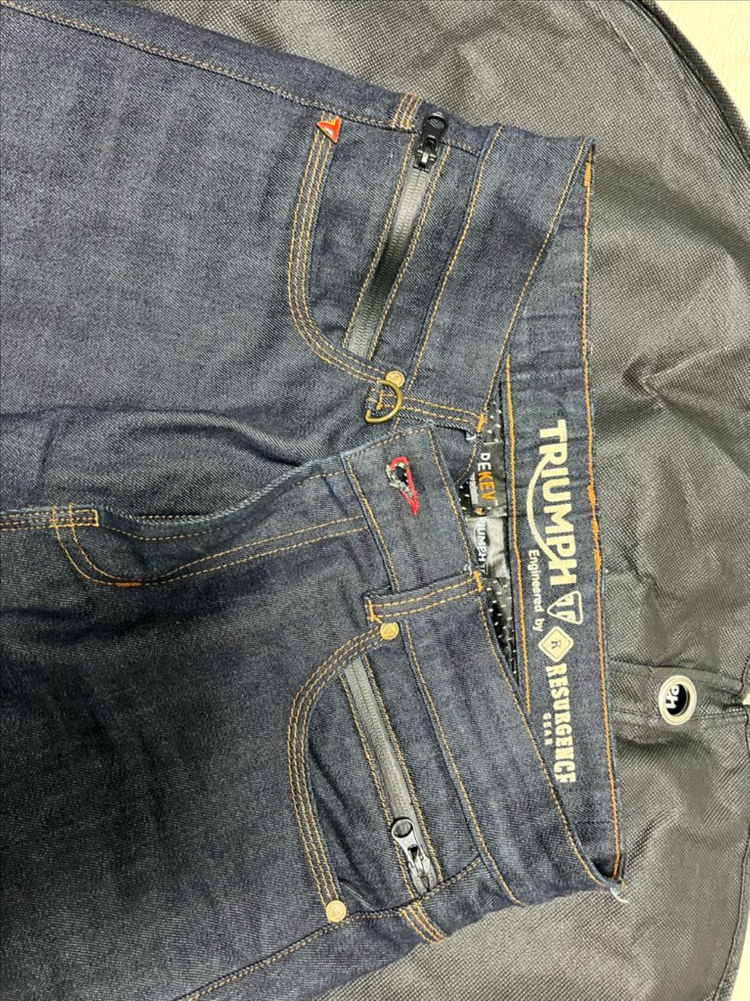 트라이엄프x리서전스 바이크데님32사이즈 이미지