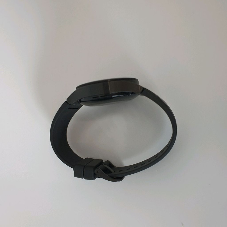 갤럭시워치4 클래식 42mm LTE 판매합니다!--2