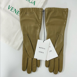 새상품 보테가 베네타 나파 레더 가죽 장갑