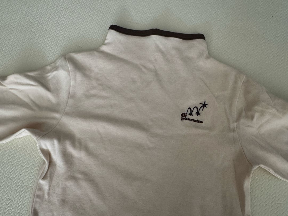 아프리콧스튜디오 플루하프 터틀넥 120--1