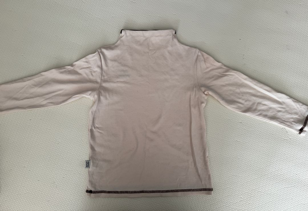 아프리콧스튜디오 플루하프 터틀넥 120--3