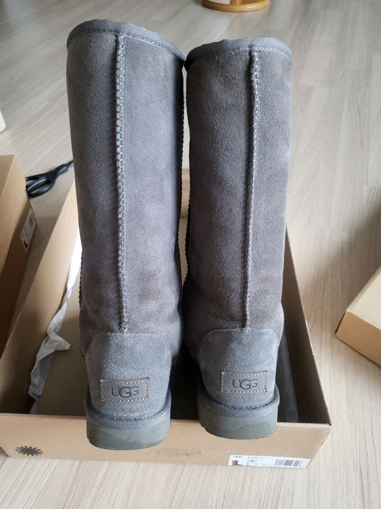 어그 클래식 톨2 7 38--8