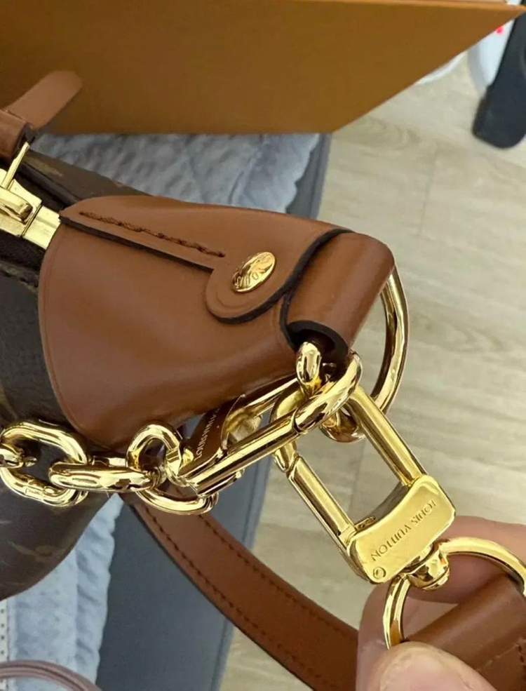 루이비통 루프 호보백 새상품 이미지