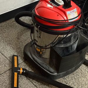 헬스장 정리업소용 진공청소기 판매 (건식) 이미지