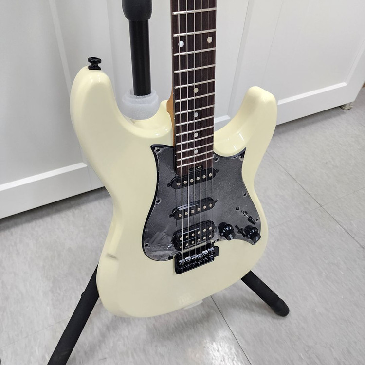 헥스 스트랫 일렉기타 E500 TRD MIV--5