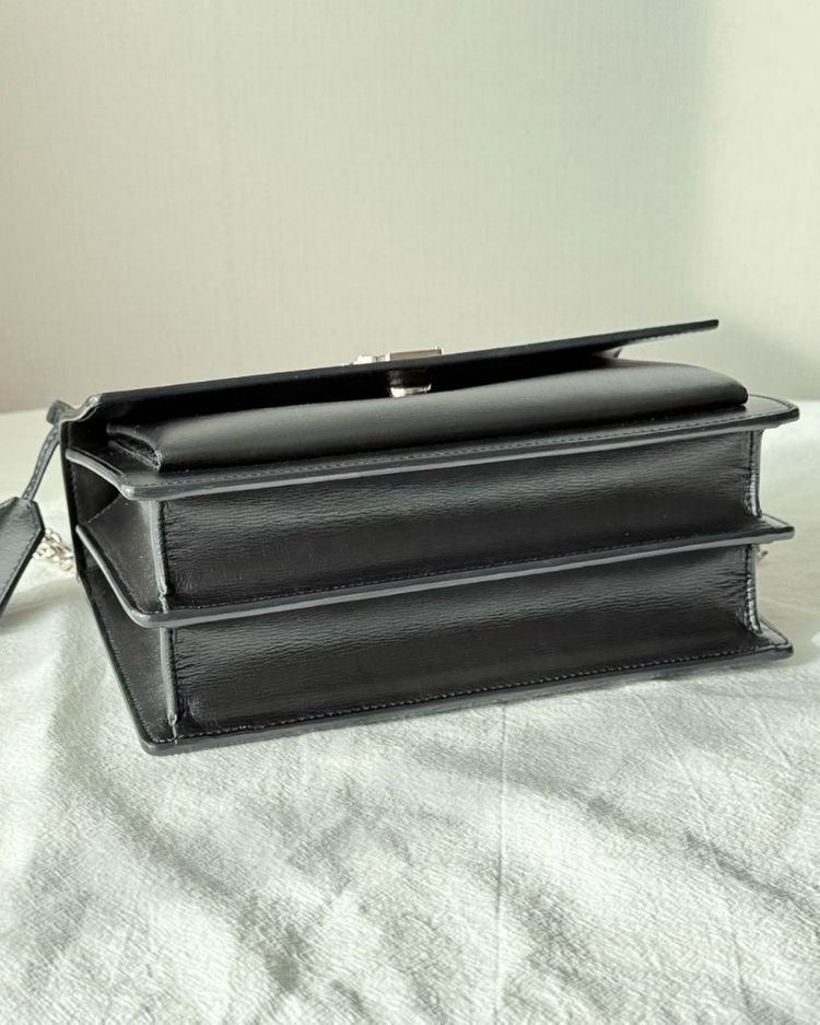 생로랑 선셋백 미디엄 은장--4