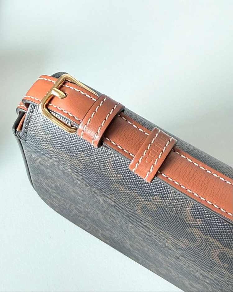 셀린느 클로드 숄더백 트리옹프 탄--5