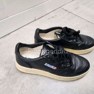 오트리 메달리스트 블랙 이미지