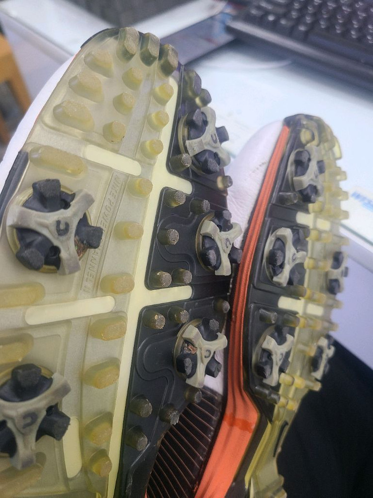 나이키 루나론 골프화 275--6