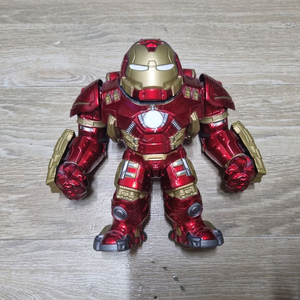아이언맨 메탈 피규어 팝니다