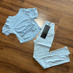 새상품 셔링탑+레깅스 세트 S